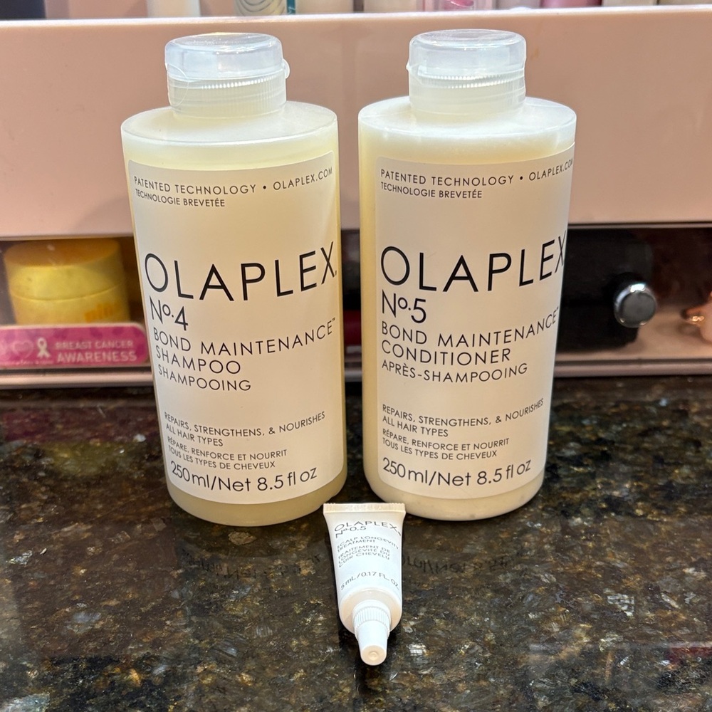 OLAPLEX No.4 and No.5 Bond Maintenance Duo with Treatment
